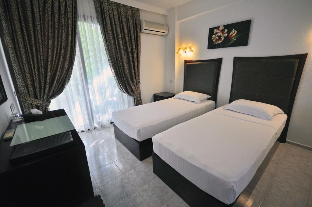 Hotel Ekincik Extérieur photo
